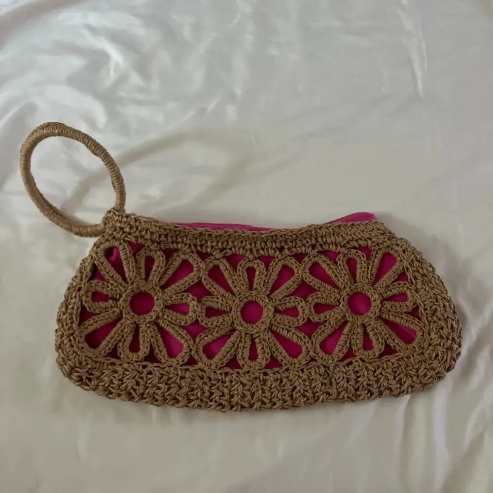 Y2K 2000s Woven Wicker Floral Wristlet Purse Boho Cruise Resortwear